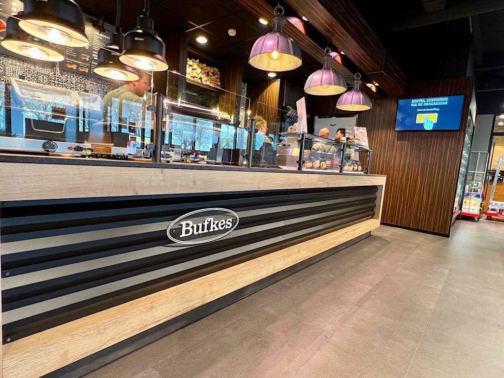 AVIA Ittervoort derde tankstation in netwerk Vollenhoven met Bufkes bakery