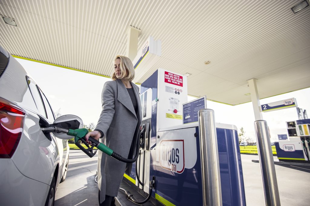 Drukte bij tankstations loopt op, eerste raken uitverkocht