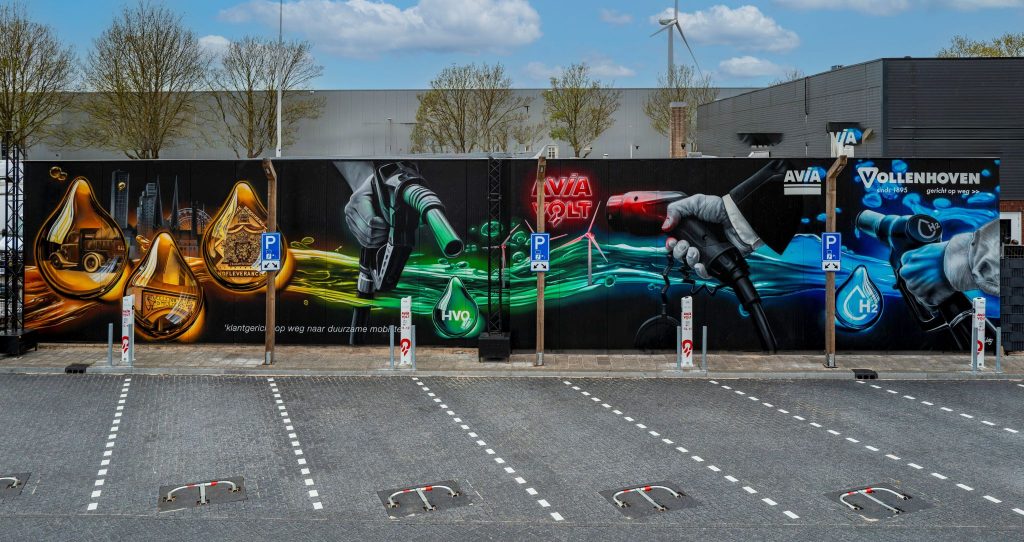 Avia Vollenhoven laadlplein